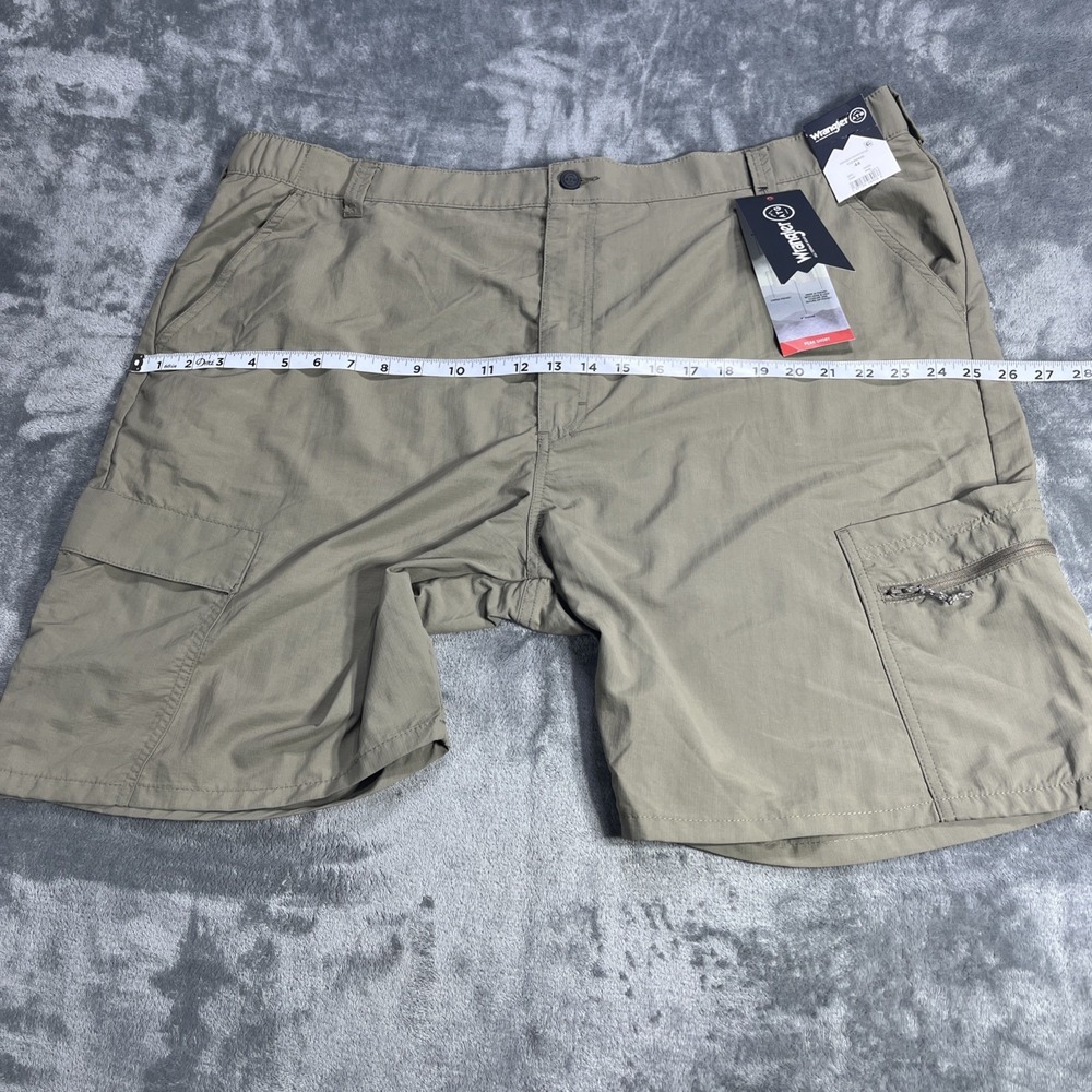 Wrangler Cargo Shorts Mens 44‎ All Terrain Peak Gear Performance Utility Fishing - Picture 6 of 9